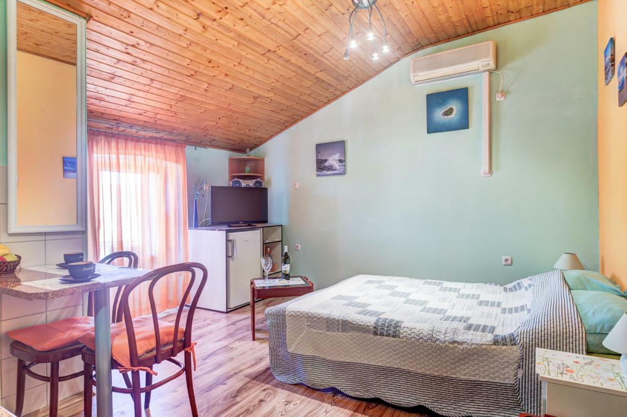 Apartment In Center 普拉 外观 照片